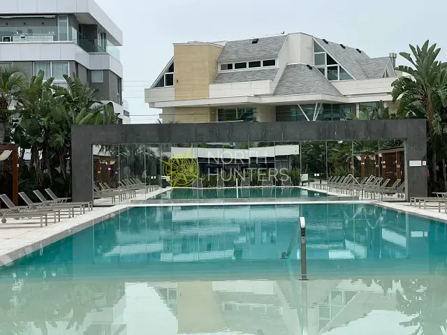 Apartamento com 140m² 2 quartos e 2 banheiros, para alugar, no bairro Jurerê Internacional em Florianópolis