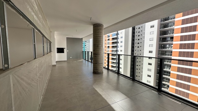 Apartamento com 339m² 3 quartos e 5 banheiros, à venda, no bairro Gleba Fazenda Palhano em Londrina