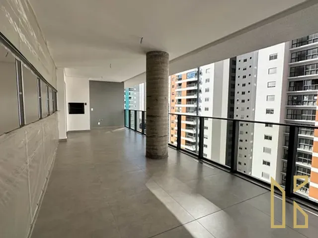 Apartamento com 339m² 3 quartos e 5 banheiros, à venda, no bairro Gleba Fazenda Palhano em Londrina