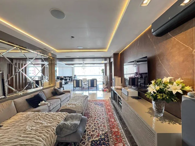 Apartamento com 343m² 3 quartos e 5 banheiros, à venda, no bairro Gleba Palhano em Londrina