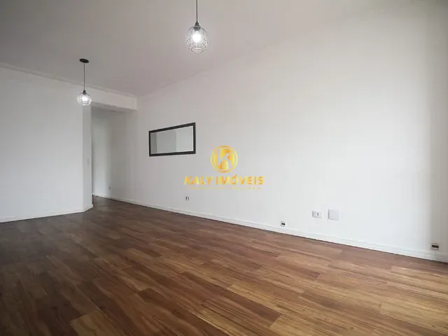 Apartamento 2 quartos e 2 banheiros, para alugar, no bairro Vila Valparaíso em Santo André