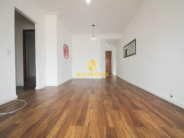 Apartamento 2 quartos e 2 banheiros, para alugar, no bairro Vila Valparaíso em Santo André