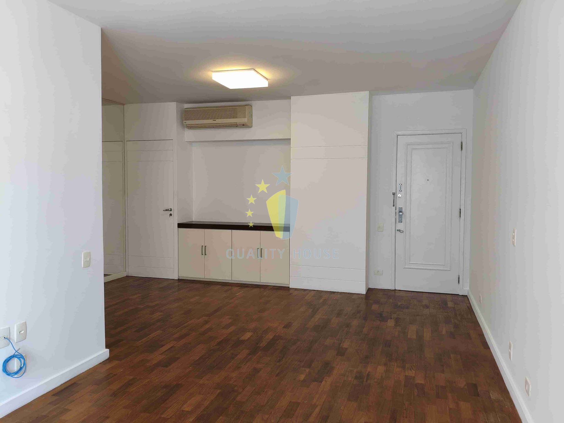 Apartamento para alugar com 2 quartos, 116m² - Foto 7