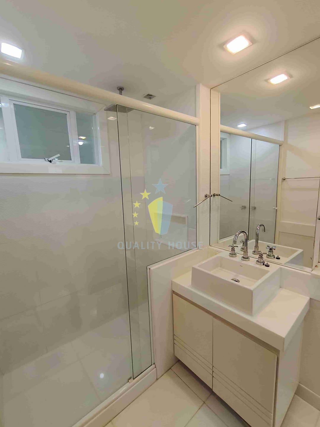 Apartamento para alugar com 2 quartos, 116m² - Foto 21