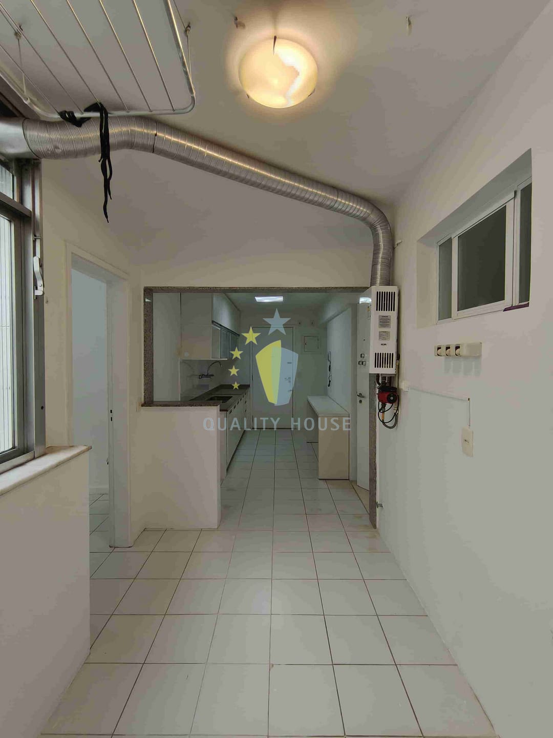 Apartamento para alugar com 2 quartos, 116m² - Foto 31