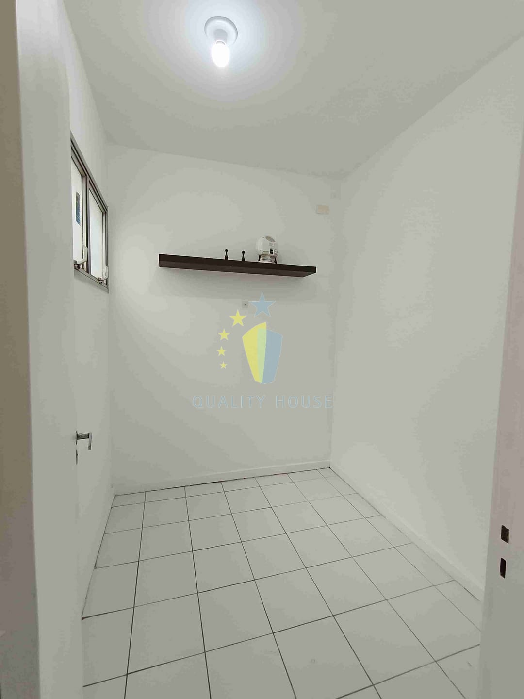 Apartamento para alugar com 2 quartos, 116m² - Foto 30