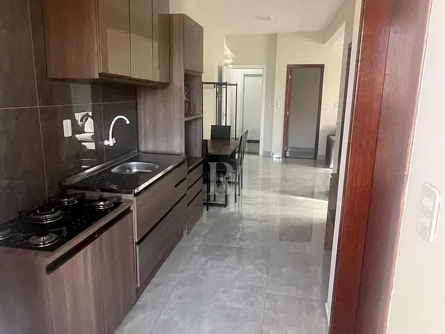 Apartamento 2 quartos e 1 banheiro, à venda, no bairro Ingleses do Rio Vermelho em Florianópolis
