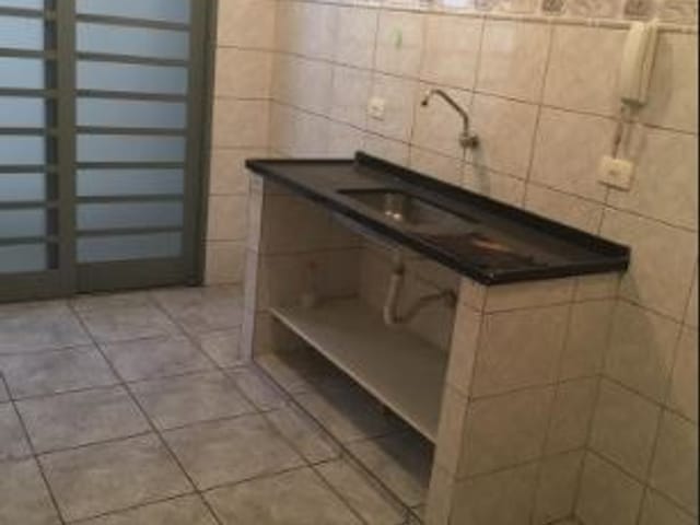 Apartamento com 65m², para alugar, no bairro Jardim Miriam em São Paulo