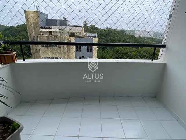 Apartamento 2 quartos e 2 banheiros, à venda, no bairro Imbuí em Salvador