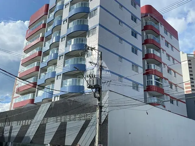 Apartamento com 214m² 3 quartos e 4 banheiros, à venda, no bairro Centro em Guarapuava