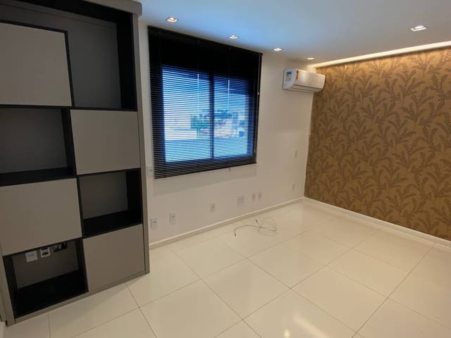 Apartamento com 157m² 3 quartos e 2 banheiros, à venda, no bairro Parque Turf Club em Campos dos Goytacazes