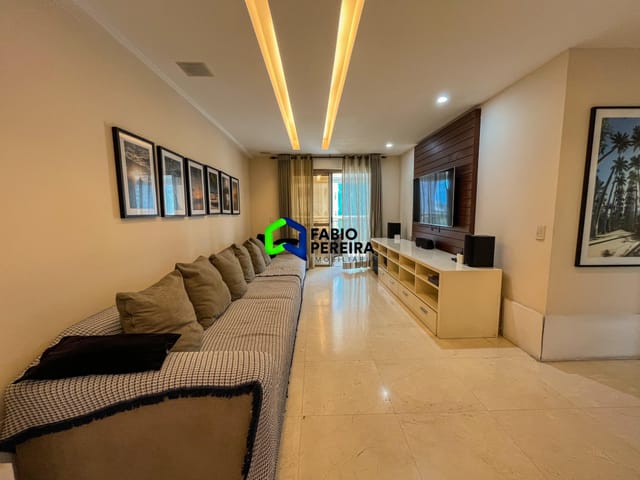 Apartamento com 365m² 4 quartos e 5 banheiros, à venda, no bairro Barra da Tijuca em Rio de Janeiro