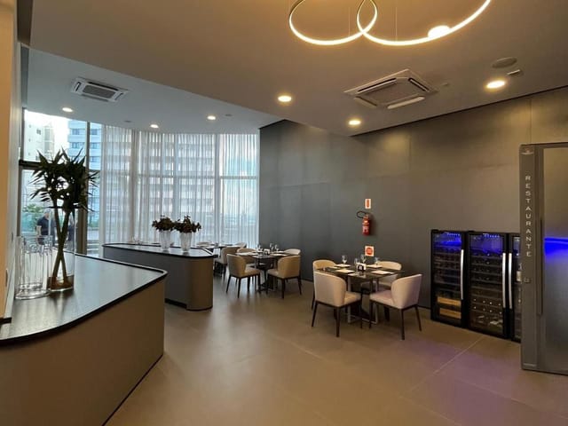 Apartamento à venda, no bairro Centro em Balneário Camboriú