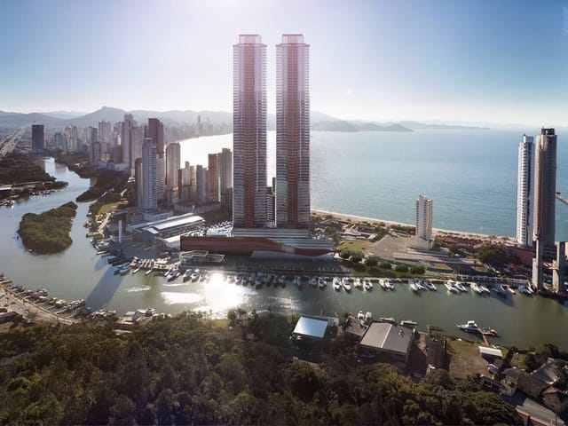 Apartamento à venda, no bairro Centro em Balneário Camboriú