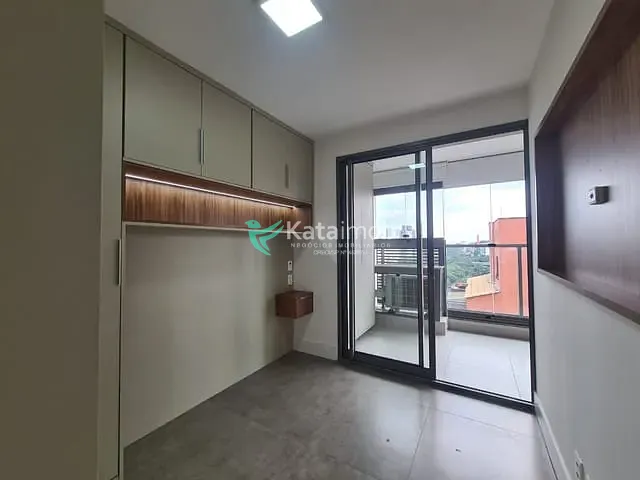 Apartamento 1 quarto e 1 banheiro, à venda ou para alugar, no bairro Vila Monte Alegre em São Paulo