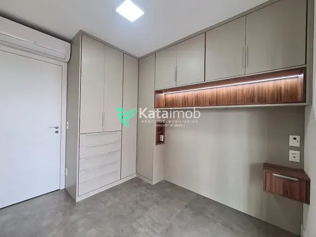 Apartamento 1 quarto e 1 banheiro, à venda ou para alugar, no bairro Vila Monte Alegre em São Paulo