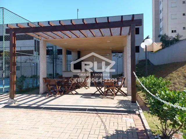 Apartamento 2 quartos e 1 banheiro, para alugar, no bairro Jardim Adelfiore em São Paulo