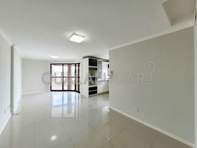 Apartamento 2 quartos e 2 banheiros, para alugar, no bairro Aeroporto em Tubarão