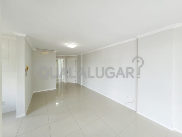 Apartamento 2 quartos e 2 banheiros, para alugar, no bairro Aeroporto em Tubarão