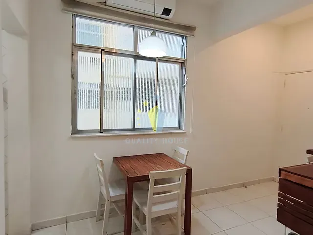 Apartamento com 42m² 1 quarto e 1 banheiro, à venda, no bairro Copacabana em Rio de Janeiro