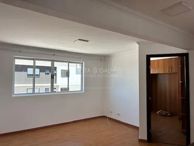 Apartamento com 53m² 2 quartos e 1 banheiro, para alugar, no bairro Jardim Botânico em Curitiba