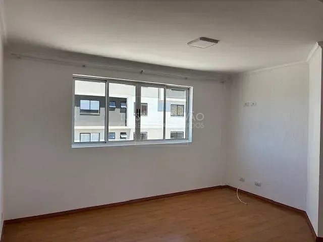 Apartamento com 53m² 2 quartos e 1 banheiro, para alugar, no bairro Jardim Botânico em Curitiba