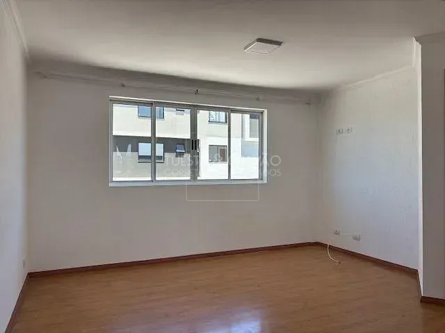 Apartamento com 53m² 2 quartos e 1 banheiro, para alugar, no bairro Jardim Botânico em Curitiba