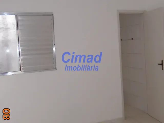Apartamento 1 quarto e 1 banheiro, para alugar, no bairro Vila Guilherme em São Paulo