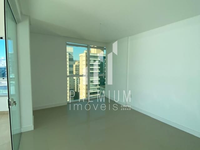 Apartamento com 484m² 5 quartos e 5 banheiros, à venda, no bairro itapema em ITAPEMA