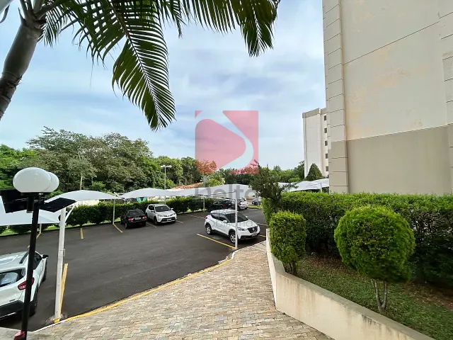 Apartamento com 108m² 3 quartos e 2 banheiros, à venda, no bairro Jardim Carlos Gomes em Pirassununga