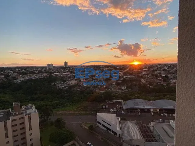Apartamento 3 quartos e 1 banheiro, à venda, no bairro Champagnat em Londrina
