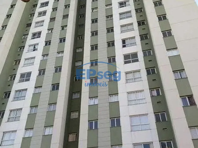 Apartamento 3 quartos e 1 banheiro, à venda, no bairro Champagnat em Londrina