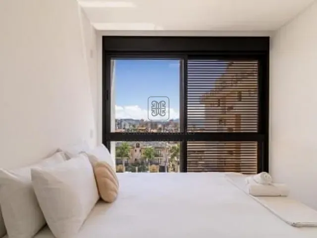 Apartamento 2 quartos e 3 banheiros, à venda, no bairro Jurerê em Florianópolis