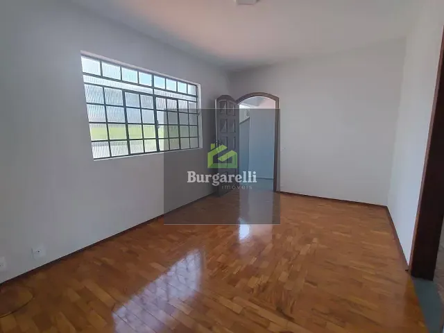Apartamento 3 quartos e 1 banheiro, para alugar, no bairro Cruzeiro do Sul em Lavras