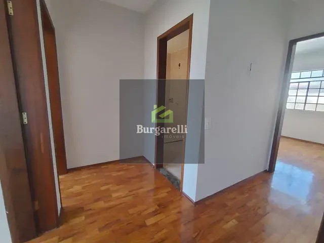 Apartamento 3 quartos e 1 banheiro, para alugar, no bairro Cruzeiro do Sul em Lavras