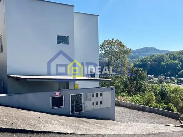 Apartamento com 71m² 3 quartos e 1 banheiro, à venda, no bairro Itaíba em Concórdia