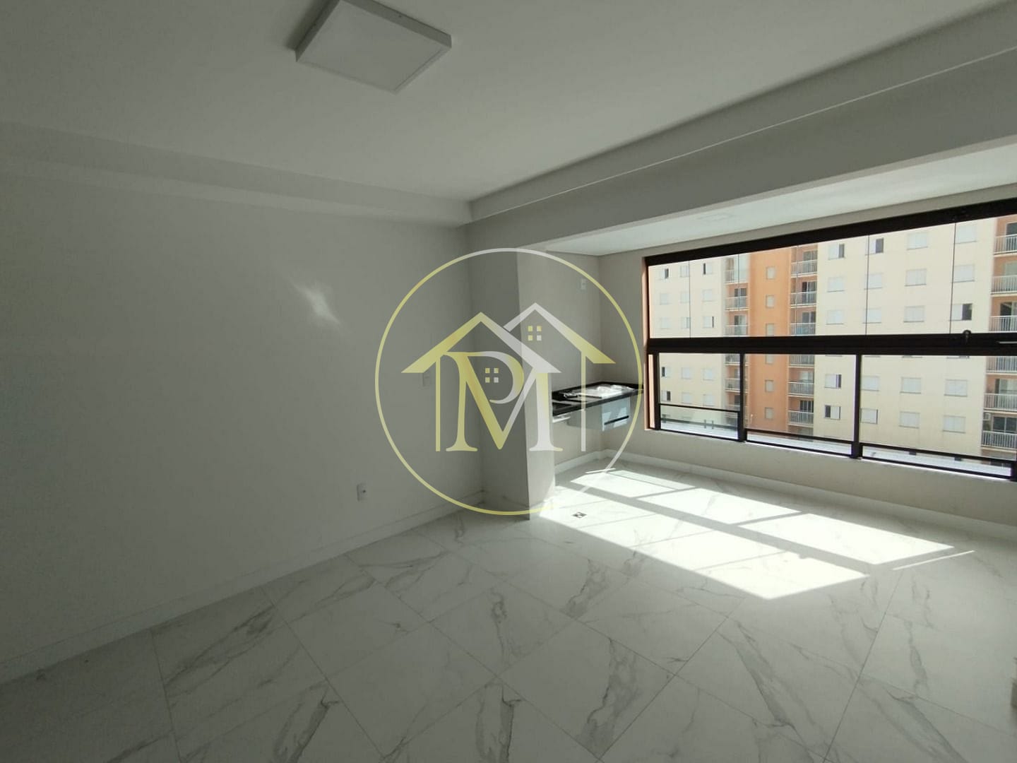 Apartamento à venda com 3 quartos, 87m² - Foto 3