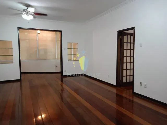 Apartamento com 155m² 3 quartos e 2 banheiros, para alugar, no bairro Laranjeiras em Rio de Janeiro