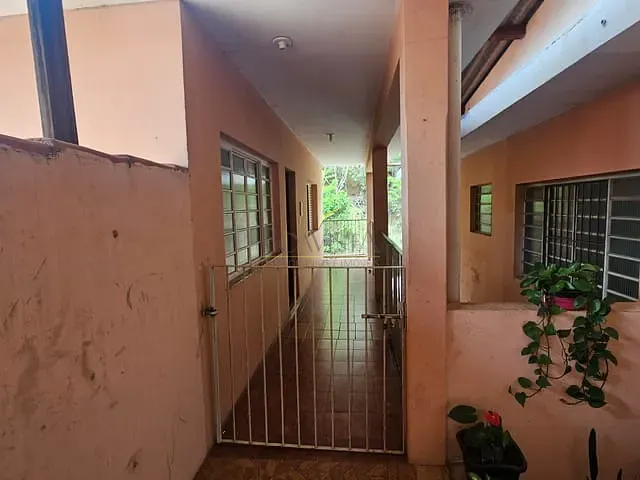 Apartamento 3 quartos e 2 banheiros, para alugar, no bairro Centro em Piracaia