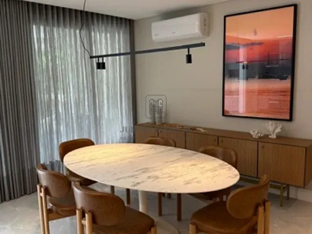 Apartamento 3 quartos e 4 banheiros, à venda, no bairro Jurerê em Florianópolis