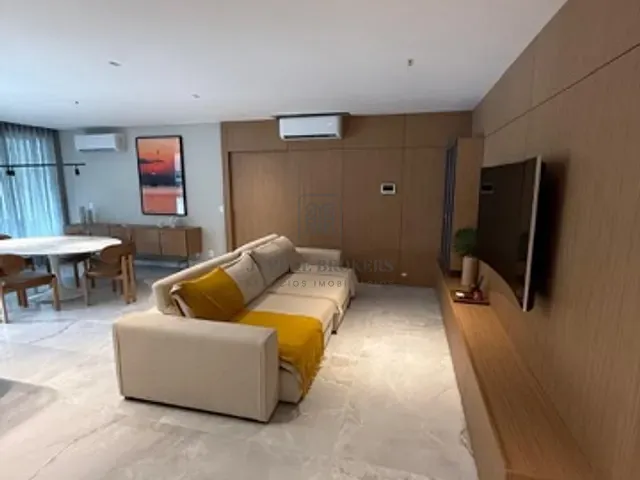 Apartamento 3 quartos e 4 banheiros, à venda, no bairro Jurerê em Florianópolis