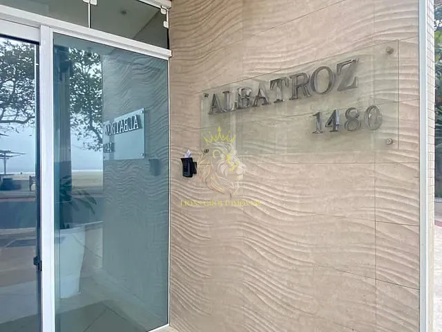 Apartamento 2 quartos e 2 banheiros, à venda, no bairro Centro em Balneário Camboriú