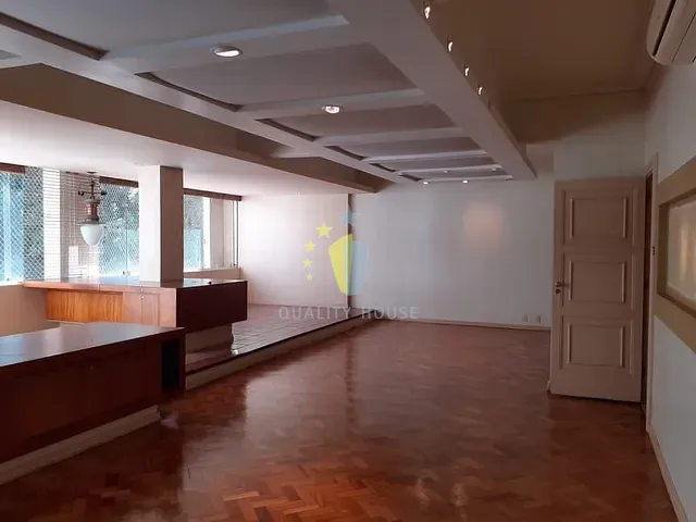 Apartamento com 190m² 4 quartos e 2 banheiros, à venda, no bairro Copacabana em Rio de Janeiro