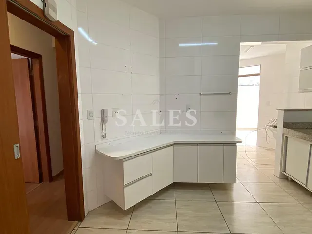 Apartamento com 142m² 2 quartos e 2 banheiros, à venda, no bairro Centro em Juiz de Fora