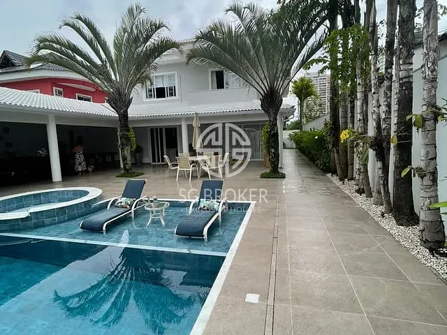 Casa com 600m² 5 quartos e 7 banheiros, à venda, no bairro Recreio dos Bandeirantes em Rio de Janeiro