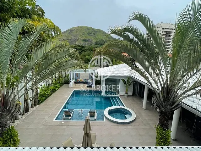 Casa com 600m² 5 quartos e 7 banheiros, à venda, no bairro Recreio dos Bandeirantes em Rio de Janeiro