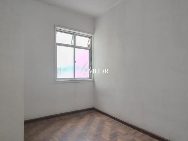 Apartamento com 75m² 2 quartos e 1 banheiro, à venda, no bairro Ramos em Rio de Janeiro