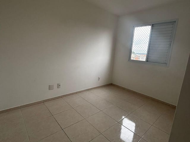 Apartamento 2 quartos e 1 banheiro, à venda, no bairro Cidade Satélite Santa Bárbara em São Paulo