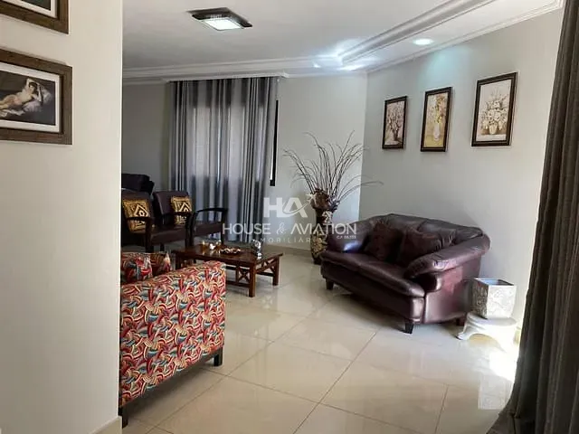 Apartamento com 240m² 3 quartos e 3 banheiros, à venda, no bairro Setor Bueno em Goiânia