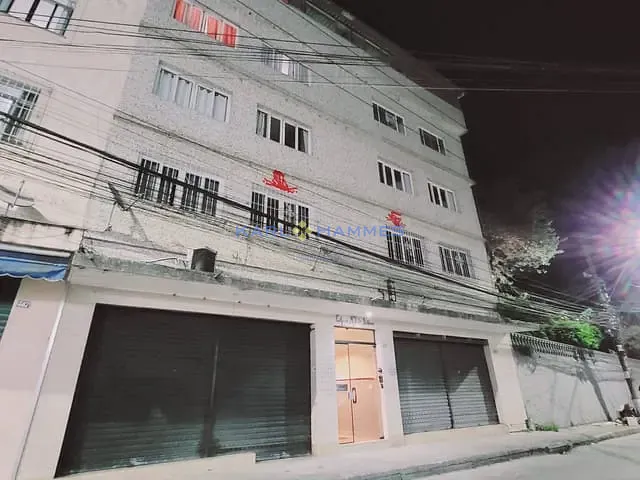 Apartamento 1 quarto e 1 banheiro, à venda, no bairro Centro em Petrópolis